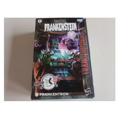 Transformers Collaborative Universal Monsters Frankenstein x Transformers Frankentron (Defekte Verpackung)