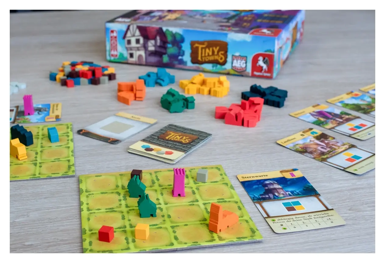 Tiny Towns